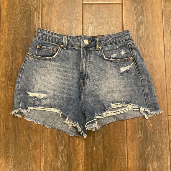WILD FABLE: High Rise Crop Shorts - Size 4